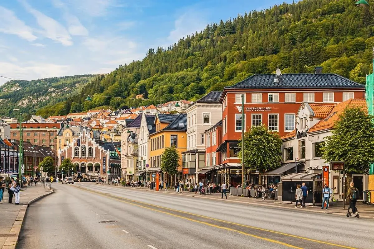 Dinbnb Apartments - Idyllic Location - 3 Bedroom Bergen 0*,  Noruega